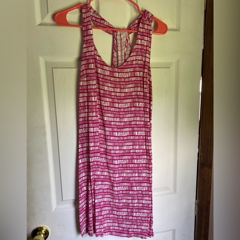 Old Navy dress. Size large. Never worn.